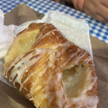 Kohnen's Country Bakery - Cheese Danish!! Delicious - Bakeries Near Me - Tehachapi, California Kohnen's Country Bakery - Cheese Danish!! Delicious - Bakeries Near Me - Tehachapi, California