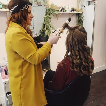 Salon De Cheveux - Hair Salons Near Me - Boston, Massachusetts Salon De Cheveux - Hair Salons Near Me - Boston, Massachusetts