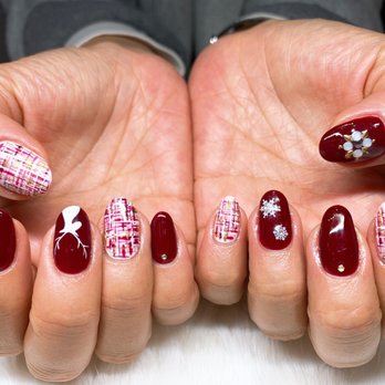 Audrey Nail - By Audrey (handpainted) - Nail Salons Near Me Audrey Nail - By Audrey (handpainted) - Nail Salons Near Me