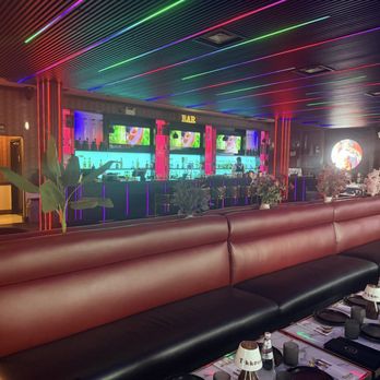 Tikka Lounge - Indian Near Me - Brampton, Ontario Tikka Lounge - Indian Near Me - Brampton, Ontario