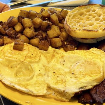 The Friendly Toast - Breakfast & Brunch Near Me - Burlington, Massachusetts The Friendly Toast - Breakfast & Brunch Near Me - Burlington, Massachusetts