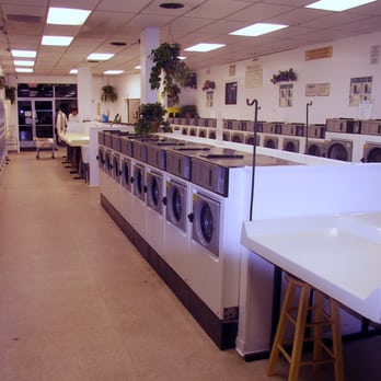 Preston Suds Laundromat - Electrolux 20 Lb Washers. Lots of Washers and Dryers means no waiting! - Laundromat Near Me - Charlottesville, Virginia Preston Suds Laundromat - Electrolux 20 Lb Washers. Lots of Washers and Dryers means no waiting! - Laundromat Near Me - Charlottesville, Virginia