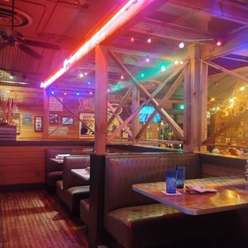 Razzoo's Cajun Cafe - Booths. - Cajun/Creole Near Me - Fort Worth, Texas Razzoo's Cajun Cafe - Booths. - Cajun/Creole Near Me - Fort Worth, Texas