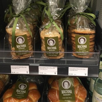 Amazon Go - Cookies nomnomnom - Convenience Stores Near Me - Seattle, Washington