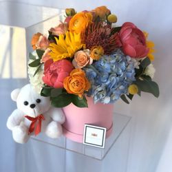 Casa De Flores - "Teofila" Flower Box with Teddy