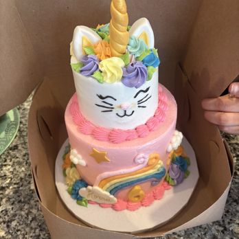 Smallcakes Cave Creek - Cat unicorn cake - Cupcakes Near Me - Cave Creek, Arizona Smallcakes Cave Creek - Cat unicorn cake - Cupcakes Near Me - Cave Creek, Arizona