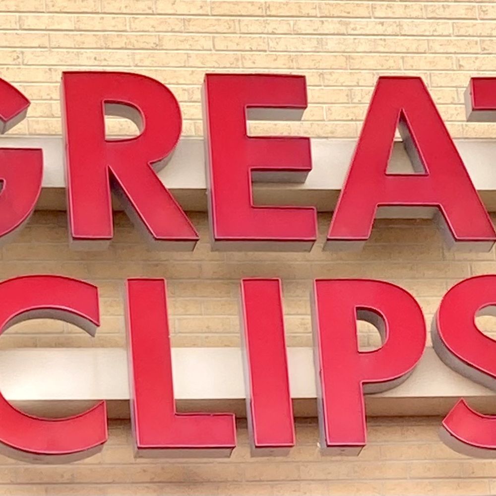Great Clips - Hair Salons Near Me - South Milwaukee, Wisconsin