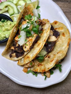 Taqueria Morales by null