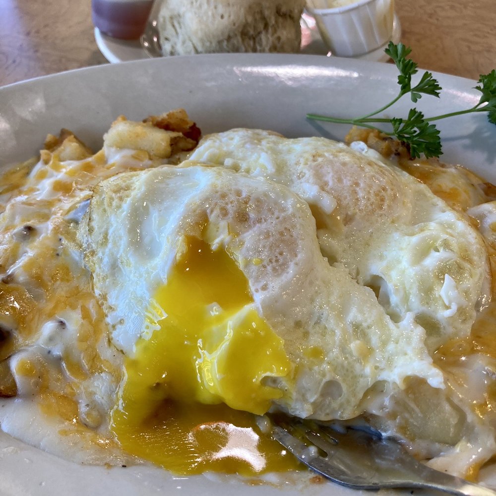 Pegah's Kitchen - Two over easy eggs - American Near Me - Vista, California Pegah's Kitchen - Two over easy eggs - American Near Me - Vista, California