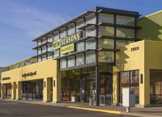 New Seasons Market - Fisher's Landing by null