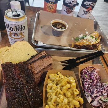 Hurtado Barbecue - Brisket, ribs, hatch mac&chz, red slaw, birria taco - Barbeque Near Me - Fort Worth, Texas Hurtado Barbecue - Brisket, ribs, hatch mac&chz, red slaw, birria taco - Barbeque Near Me - Fort Worth, Texas
