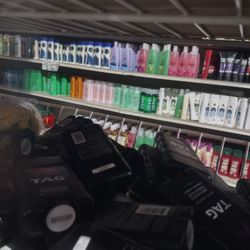 Dollar World - Nice spotted 2 for 1$ shampoo! Careful it could be expired, lots of Cheap quality hair care , please do sell Hair developers soon