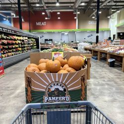 Blue Fig Farms - Entry the grocery