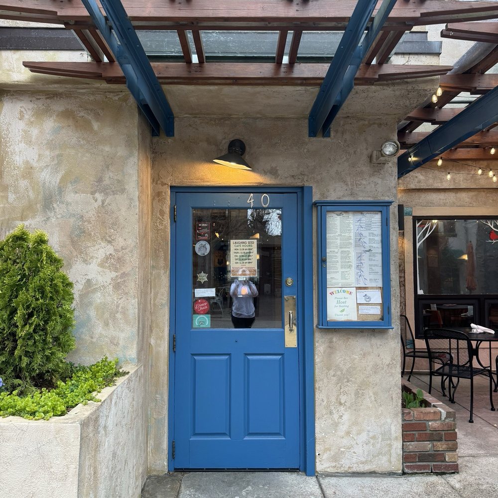 The Laughing Seed Cafe