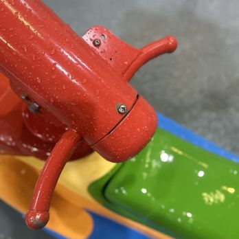 Great Wolf Lodge - This is the equipment that was not broken. - Water Parks Near Me - Gurnee, Illinois Great Wolf Lodge - This is the equipment that was not broken. - Water Parks Near Me - Gurnee, Illinois