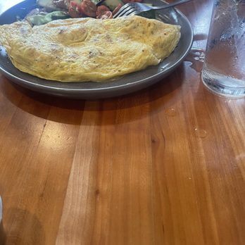 Libro at Laurelwood - Seafood Omelet - Bars Near Me - Memphis, Tennessee