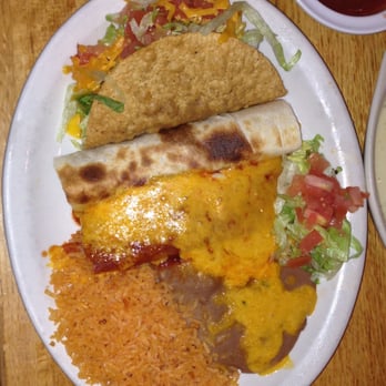 El Tio Pepe - Combination Platter - Mexican Near Me - O'Fallon, Missouri
