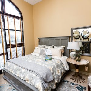 GALL SEWING - 444 Frandor Ave, Lansing, Michigan - Fabric Stores