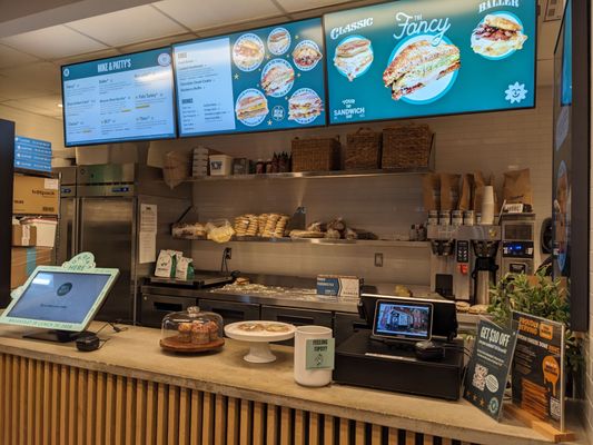 Mike & Patty's Breakfast | High Street Place by null