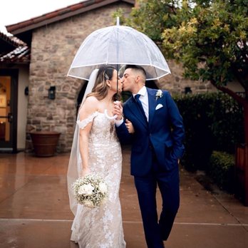 Anthony and Becky - Our rainy day wedding - Event Photography Near Me Anthony and Becky - Our rainy day wedding - Event Photography Near Me