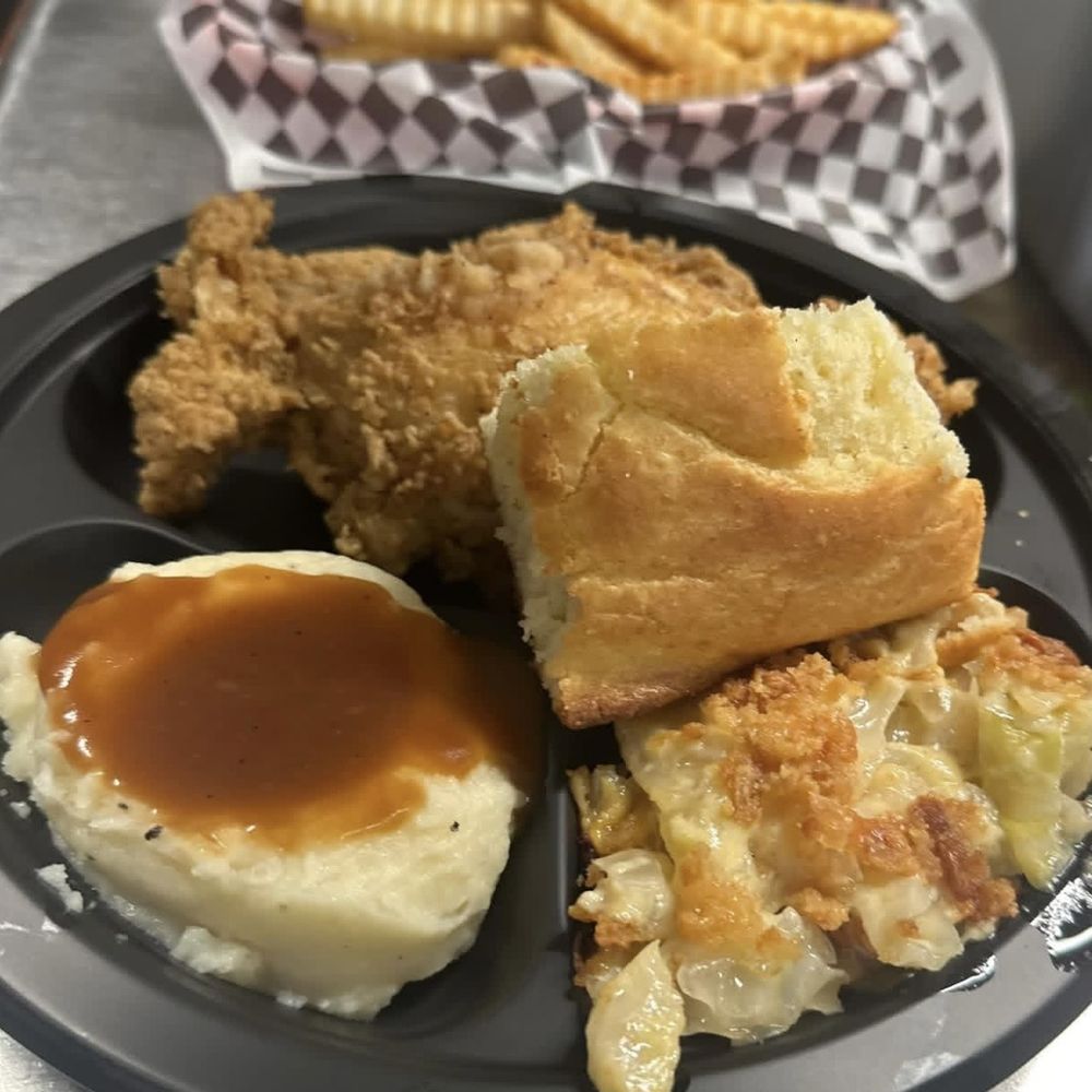 Blue & White - Burgers Near Me - Ashland, Alabama Blue & White - Burgers Near Me - Ashland, Alabama