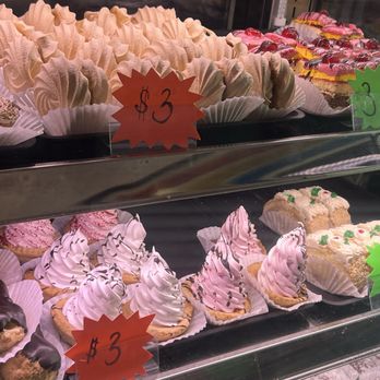 Le Balcon Bakery - Bakeries Near Me - Los Angeles, California Le Balcon Bakery - Bakeries Near Me - Los Angeles, California
