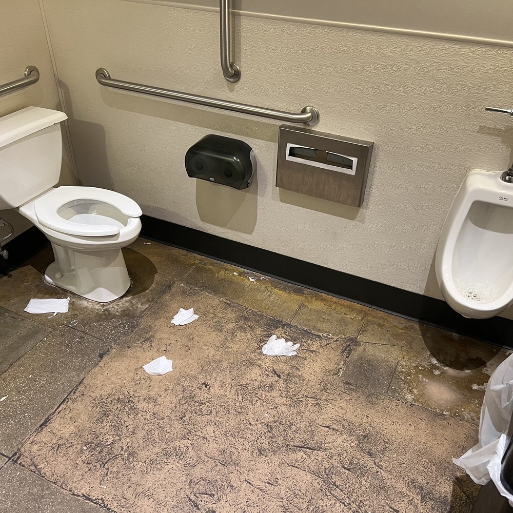 MOD Pizza - Dirty bathroom - Pizza Near Me - Columbia, Maryland MOD Pizza - Dirty bathroom - Pizza Near Me - Columbia, Maryland
