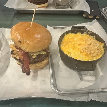 Brgr Stop - Vampire slayer burger with Mac and cheese - American Near Me - Fort Lauderdale, Florida Brgr Stop - Vampire slayer burger with Mac and cheese - American Near Me - Fort Lauderdale, Florida