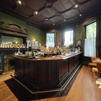 The Chloe - Cocktail Bars Near Me - New Orleans, Louisiana The Chloe - Cocktail Bars Near Me - New Orleans, Louisiana