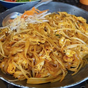 Siam Station - Pad Thai $14 - Thai Near Me - Irvine, California
