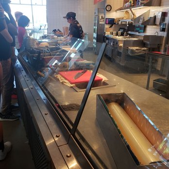 Chipotle Mexican Grill - Fast Food Near Me - Edison, New Jersey