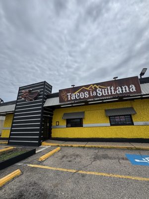 Tacos La Sultana (Food Truck) by null