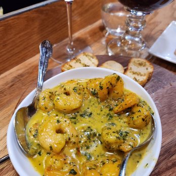 EZ Paella & Tapas - Tapas-camarones al ajillo - Spanish Near Me - New York, New York EZ Paella & Tapas - Tapas-camarones al ajillo - Spanish Near Me - New York, New York