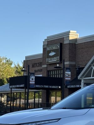 Mitchell's Fish Market by null