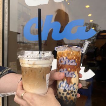 ChaChaCha - Hazelnut Einspanner and Tiger Black Milk Tea double boba - Desserts Near Me - Fremont, California ChaChaCha - Hazelnut Einspanner and Tiger Black Milk Tea double boba - Desserts Near Me - Fremont, California