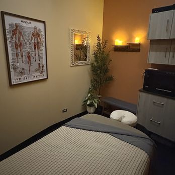 Gifted Hands Massage - Massage Room - Massage Therapy Near Me - Nashville, Tennessee Gifted Hands Massage - Massage Room - Massage Therapy Near Me - Nashville, Tennessee