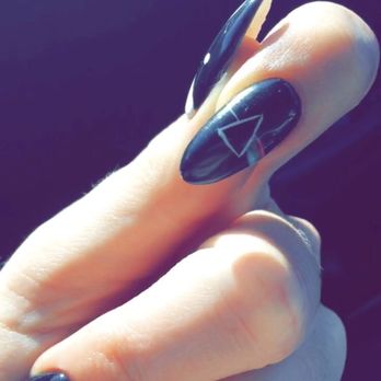 Arboretum Nails and Spa - Jennifer slaying that Pink Floyd!!! - Nail Salons Near Me - Austin, Texas