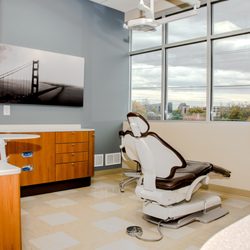 Virginia Dental Implant Institute - Treatment room