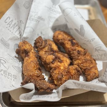 4 Rivers Smokehouse - Chicken strips - Barbeque Near Me - Orlando, Florida 4 Rivers Smokehouse - Chicken strips - Barbeque Near Me - Orlando, Florida