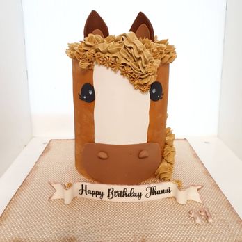 Maka Paka Bakery - a horse cake - Custom Cakes Near Me Maka Paka Bakery - a horse cake - Custom Cakes Near Me