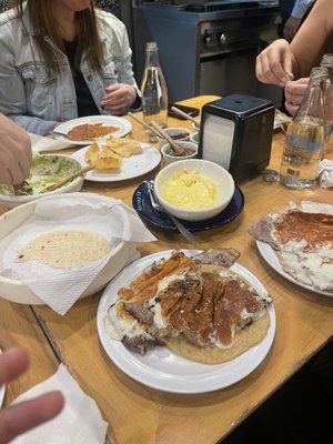 Taquería El Califa (Roma) by null