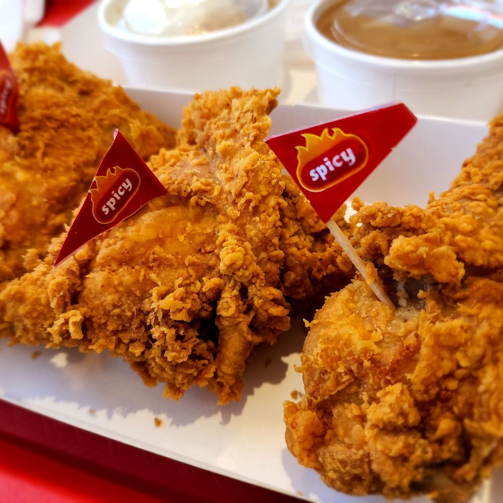 Jollibee - 3 piece spicy chickenjoy - Chicken Shop Near Me - Alhambra, California Jollibee - 3 piece spicy chickenjoy - Chicken Shop Near Me - Alhambra, California