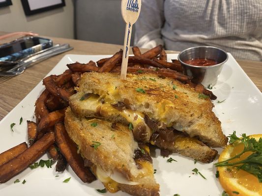 Mel’s Drive-In Nashville by null