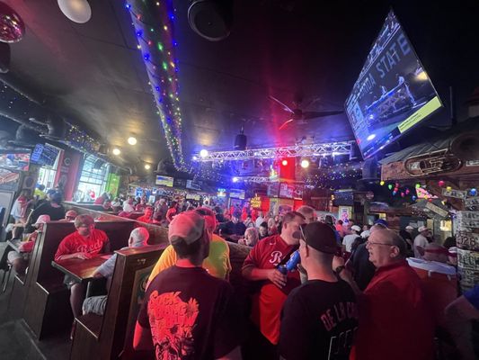 Tin Roof by null