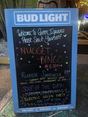 Green Iguana Bar & Grill by null