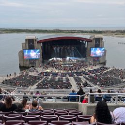 JONES BEACH THEATER - CLOSED - Updated December 2025 - 816 Photos