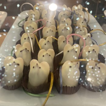 L.A. Burdick Handmade Chocolates - Chocolatiers & Shops Near Me - New York, New York L.A. Burdick Handmade Chocolates - Chocolatiers & Shops Near Me - New York, New York