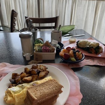 Uncle Will's - Sausage egg and cheese omelette and Maine Benedict - Breakfast & Brunch Near Me - Beach Haven, New Jersey