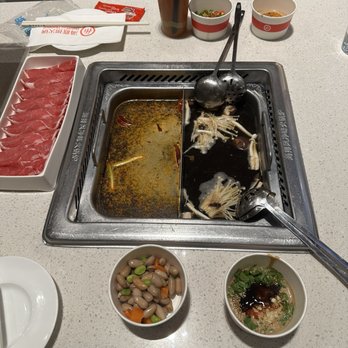 Haidilao Hot Pot - Hot Pot Near Me - Cupertino, California