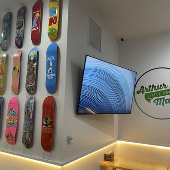 Arthur Mac's Little Snack - Pizza Near Me - Emeryville, California